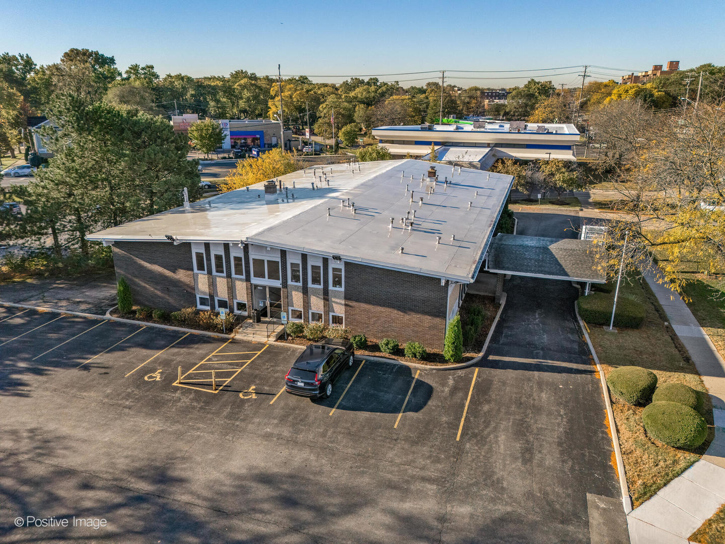 9631 Gross Point Road Skokie IL 60076