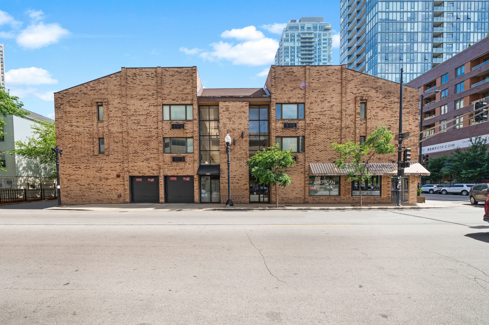 163 West Division Street Chicago IL 60610