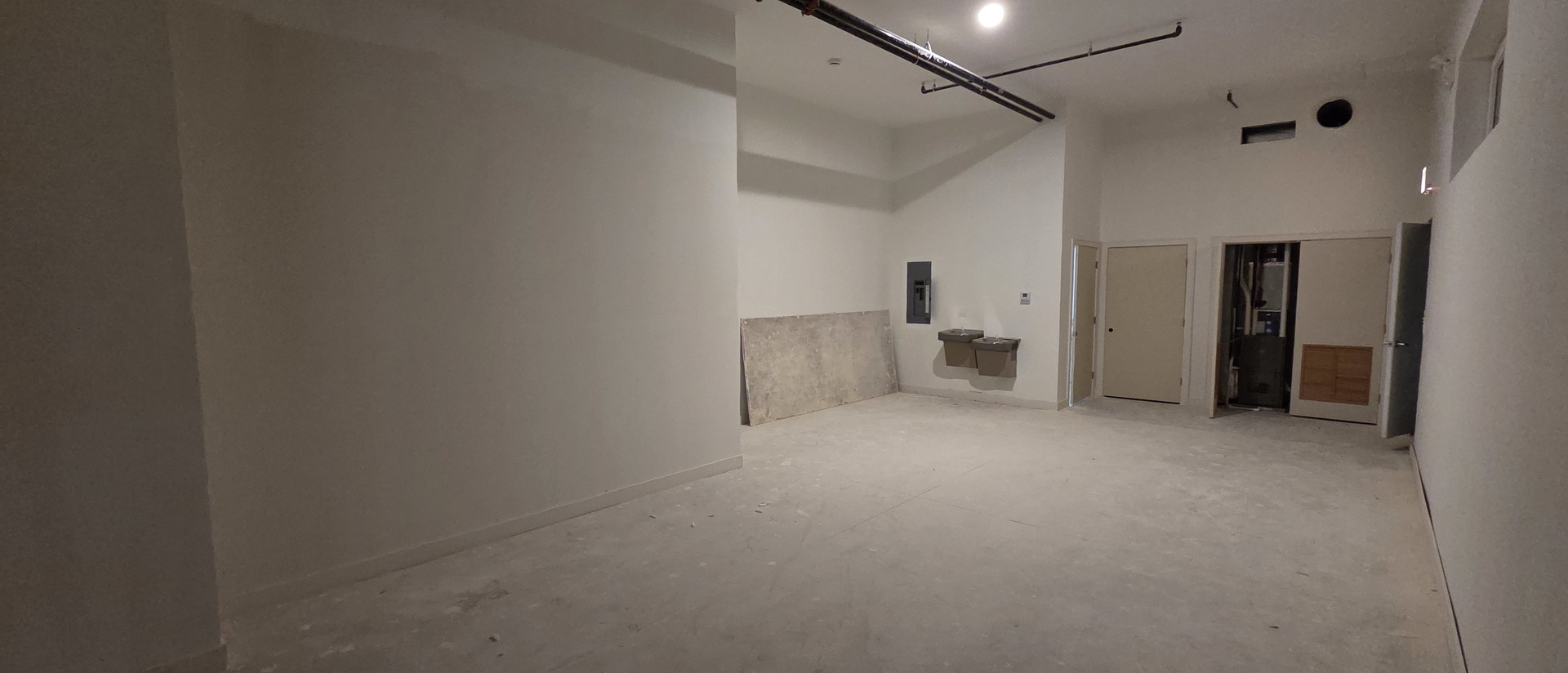 2046 North Damen Avenue Chicago IL 60647