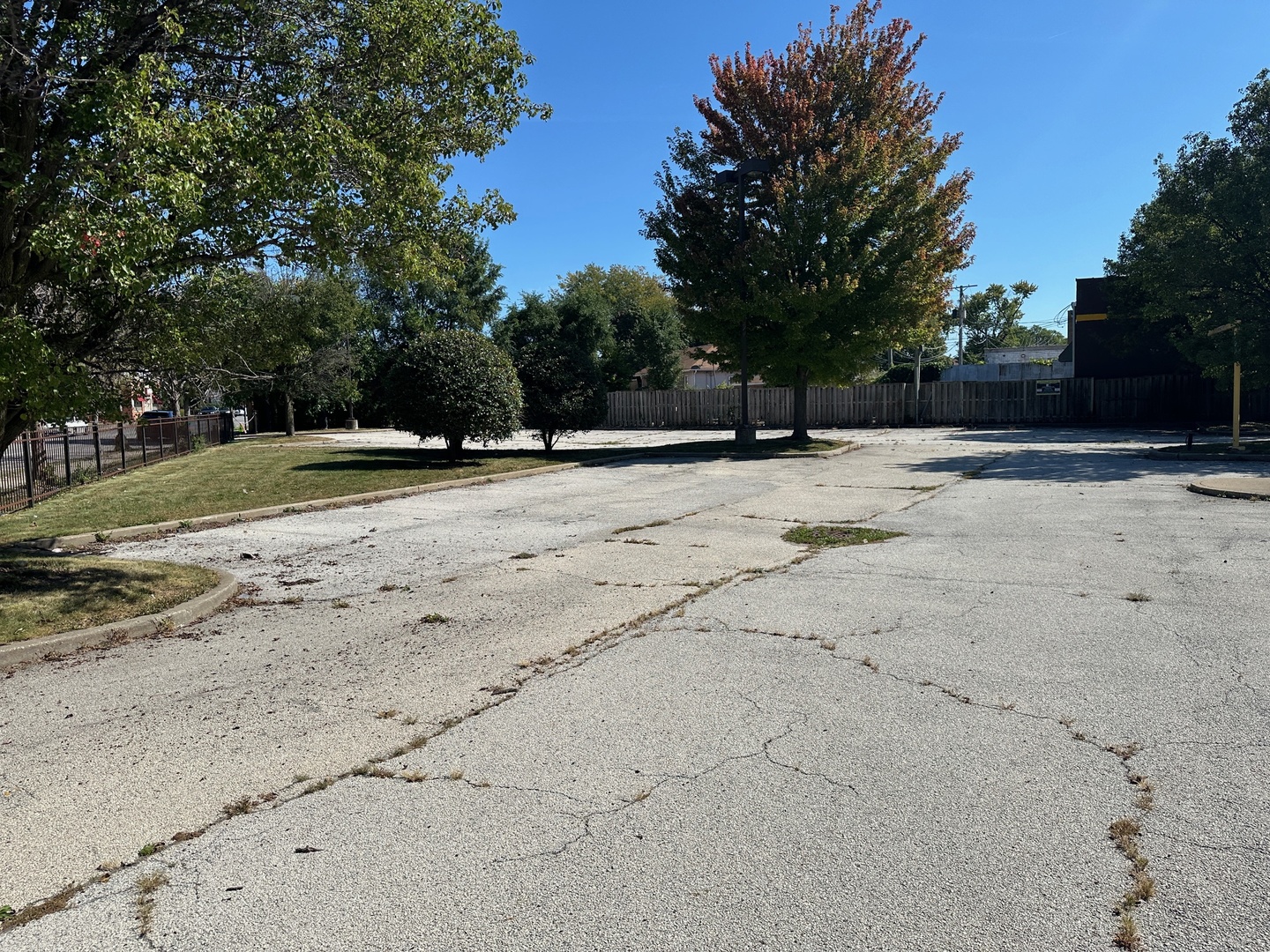 8307 South South Chicago Avenue Chicago IL 60617