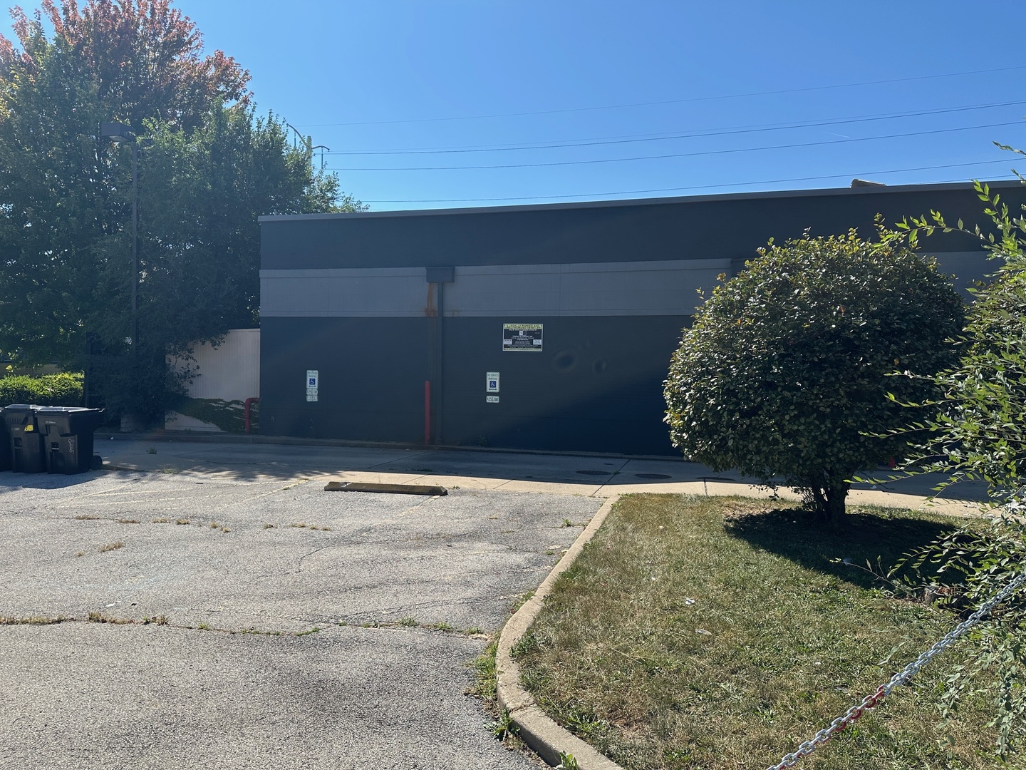 8307 South South Chicago Avenue Chicago IL 60617