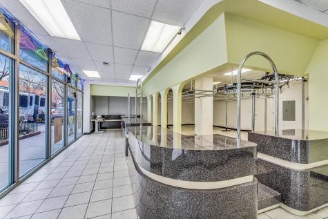 871 North Larrabee Street Chicago IL 60610