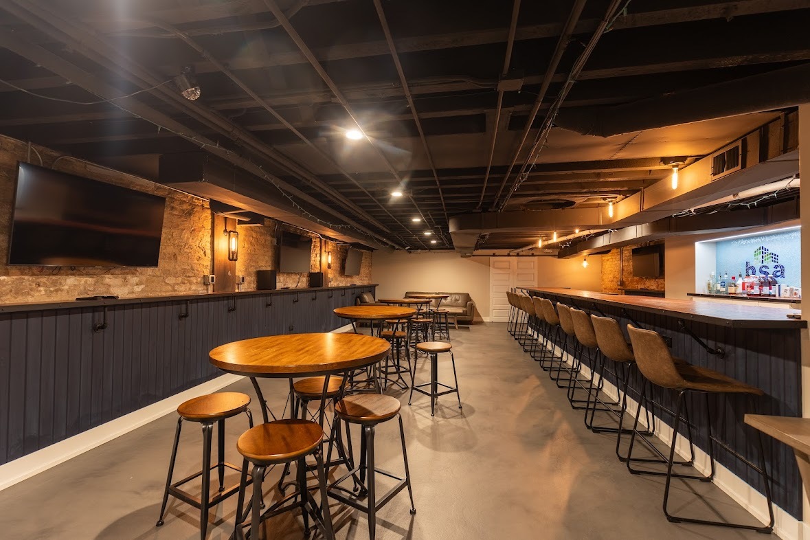 827 North Milwaukee Avenue Chicago IL 60642