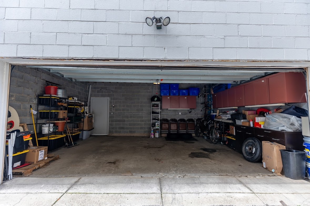 827 North Milwaukee Avenue Chicago IL 60642