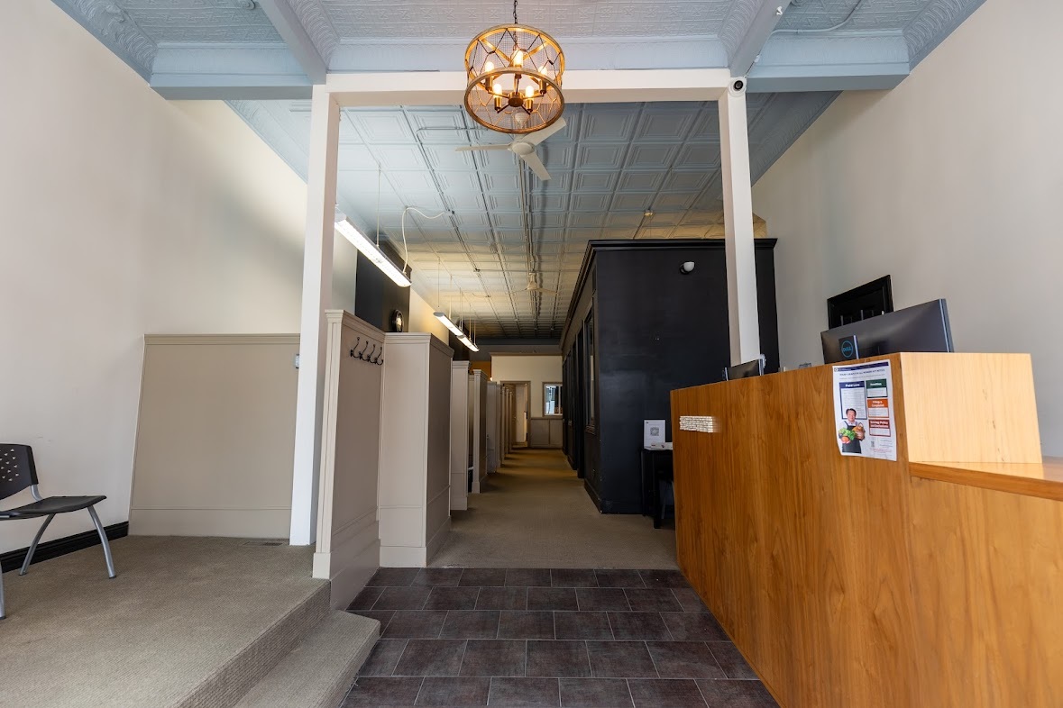 827 North Milwaukee Avenue Chicago IL 60642