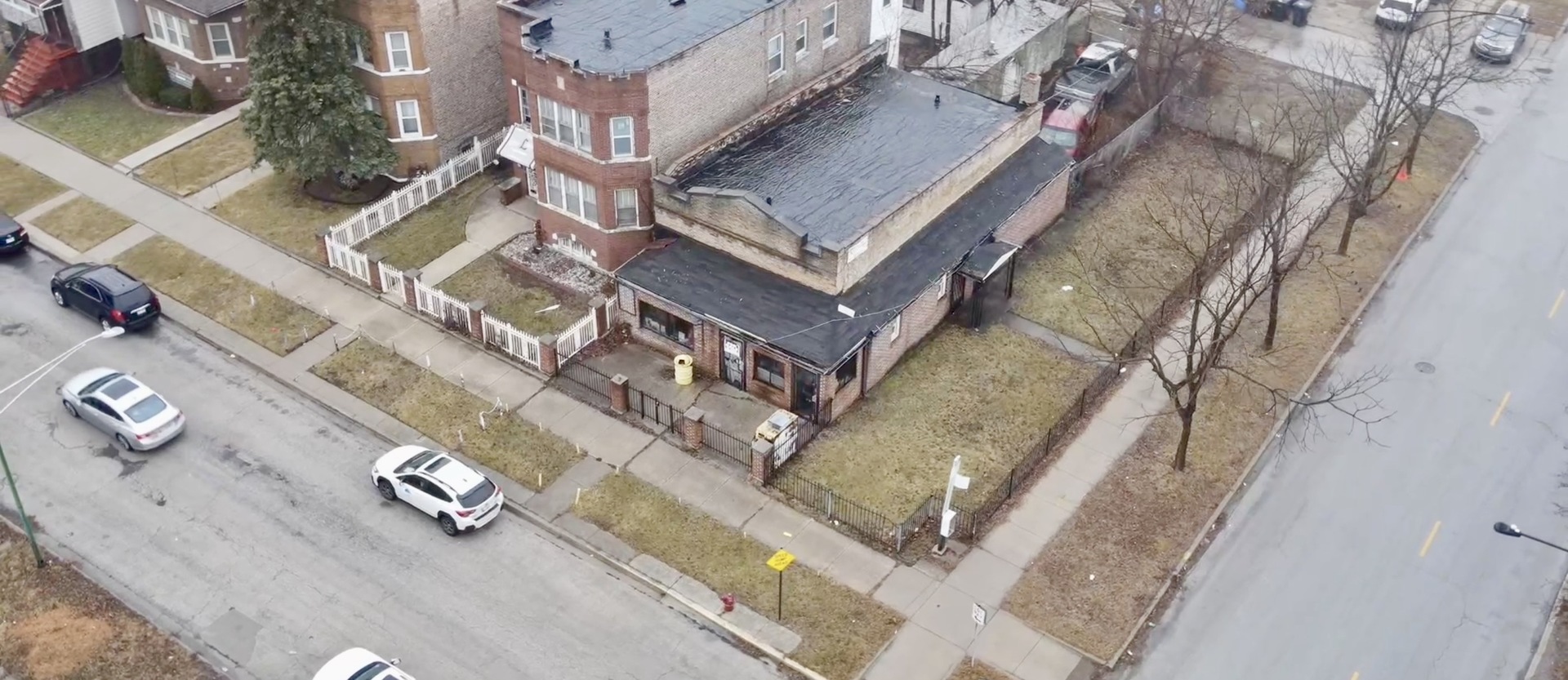8302 South Carpenter Street Chicago IL 60620