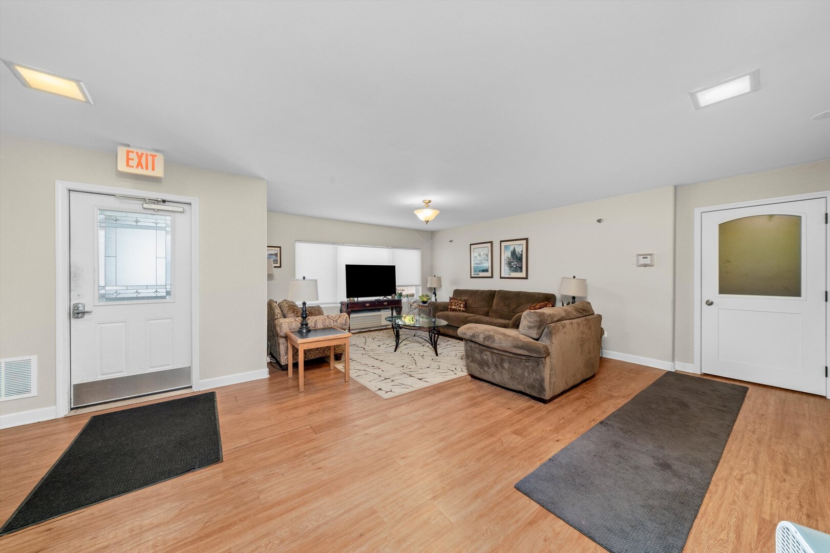 527 West Ogden Avenue Hinsdale IL 60521