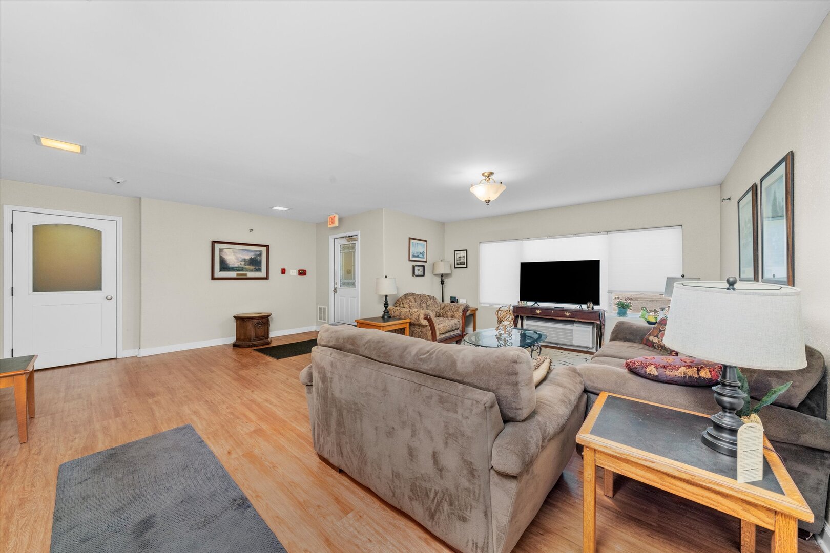 527 West Ogden Avenue Hinsdale IL 60521