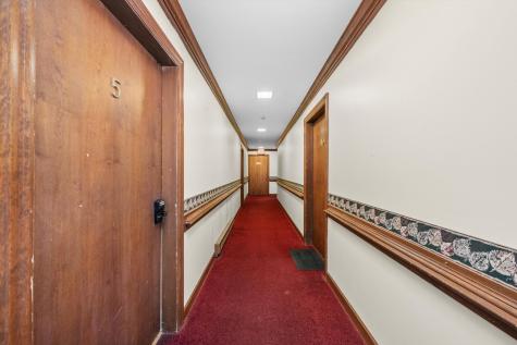 527 West Ogden Avenue Hinsdale IL 60521