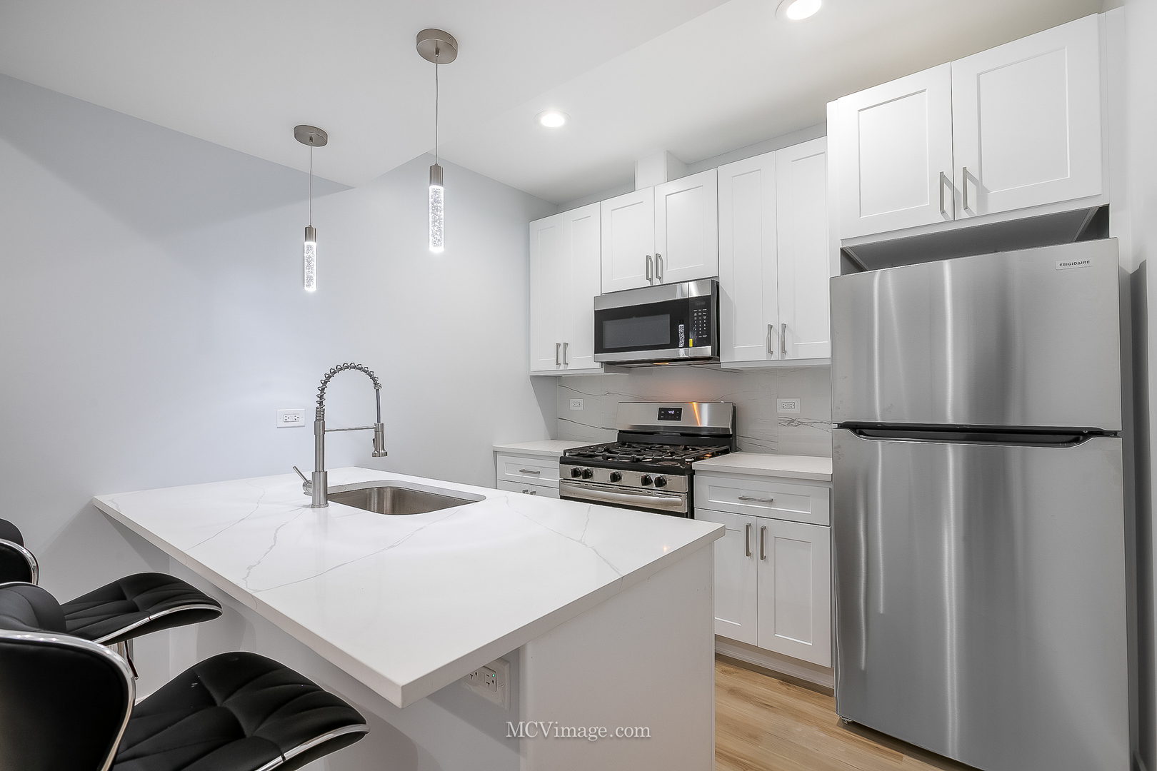 1713 South Jefferson Street Chicago IL 60616