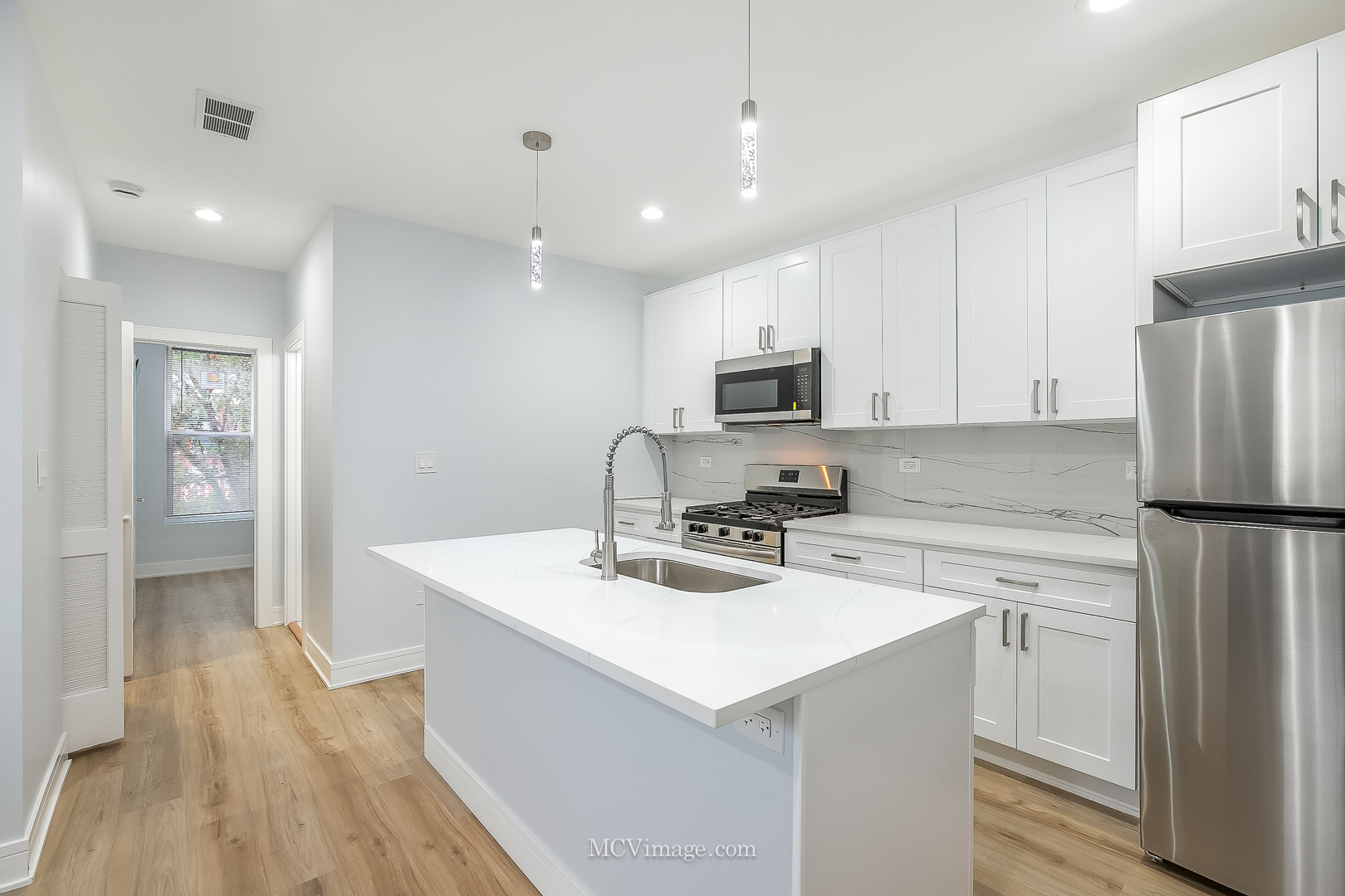 1713 South Jefferson Street Chicago IL 60616