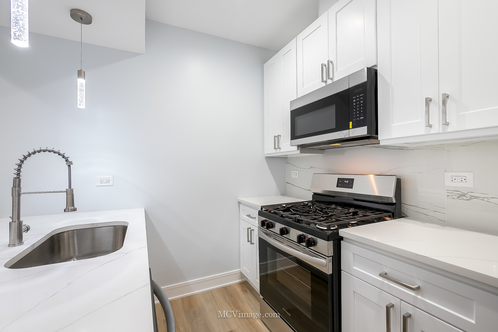 1713 South Jefferson Street Chicago IL 60616