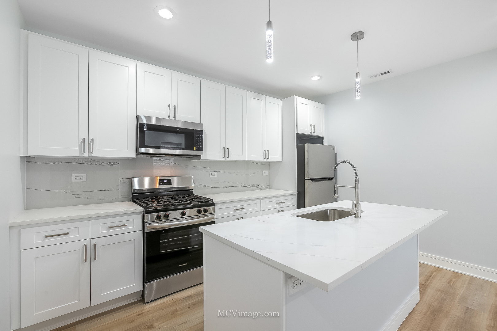 1713 South Jefferson Street Chicago IL 60616