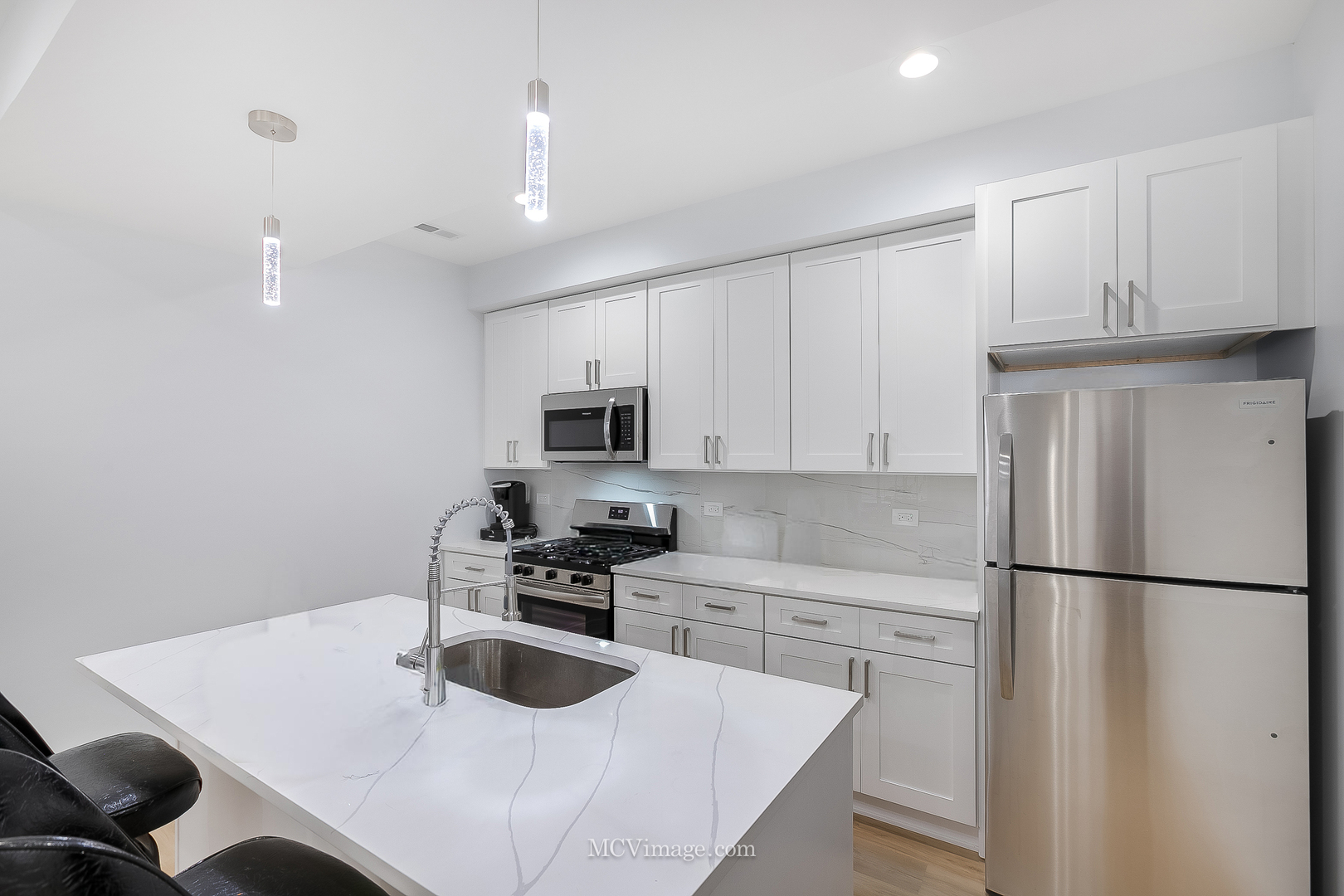 1713 South Jefferson Street Chicago IL 60616