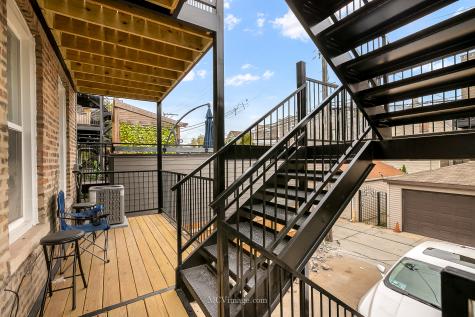 1713 South Jefferson Street Chicago IL 60616