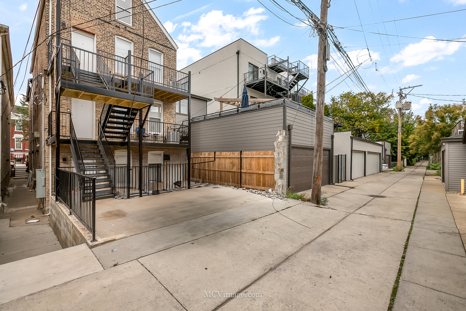 1713 South Jefferson Street Chicago IL 60616