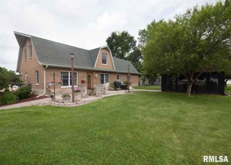 225 34TH Avenue Rock Island IL 61201