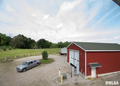 225 34TH Avenue Rock Island IL 61201