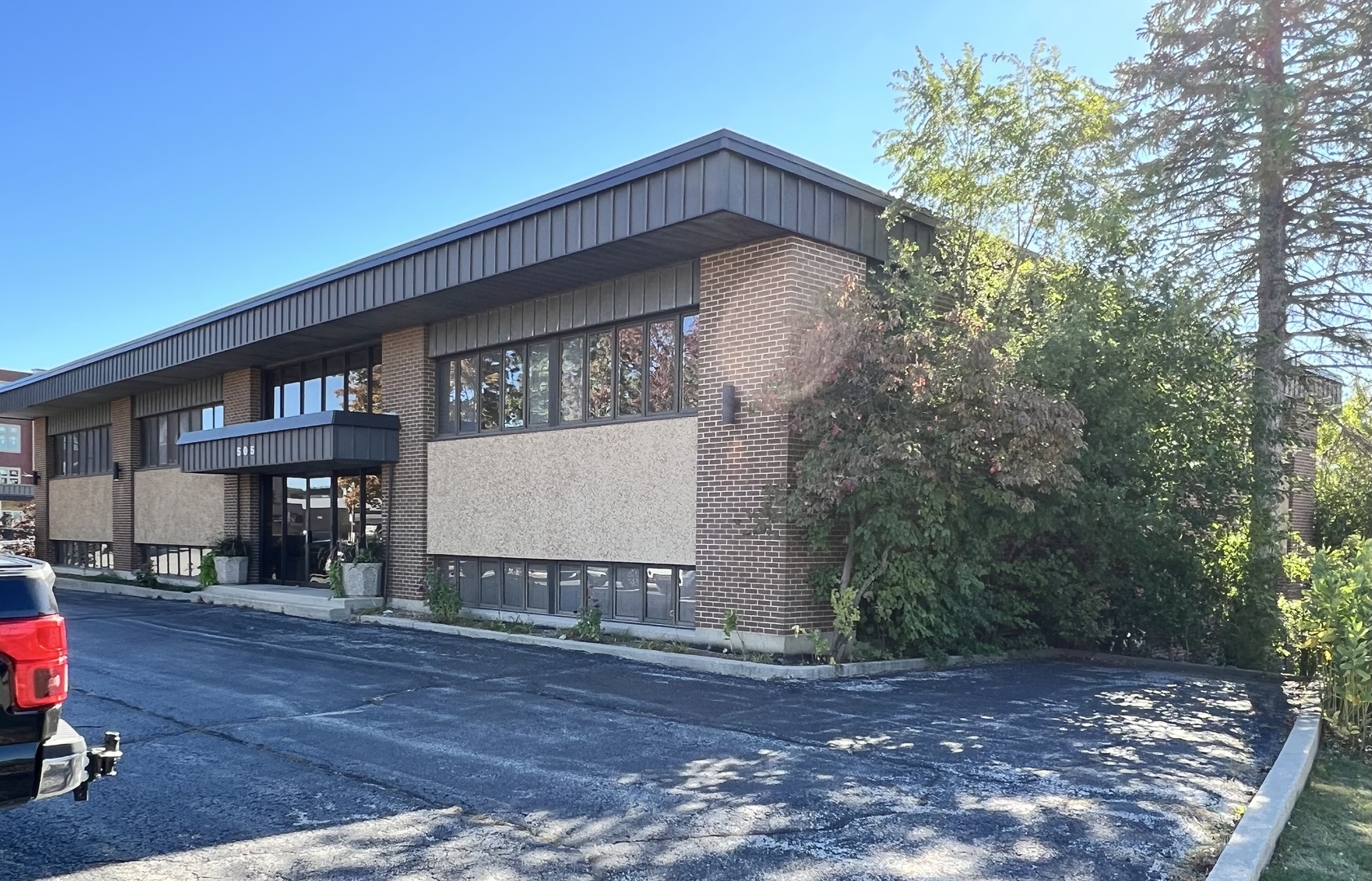 505 East Hawley Street Mundelein IL 60060