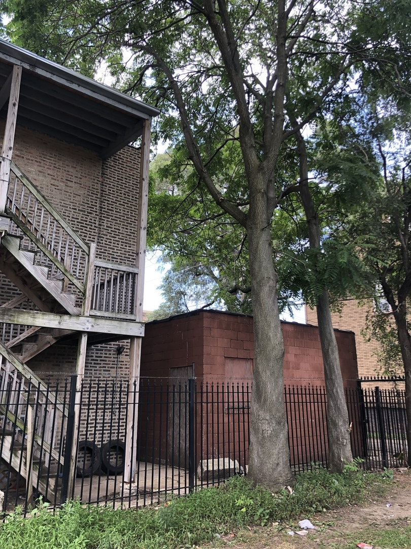 8001 South Exchange Avenue Chicago IL 60617