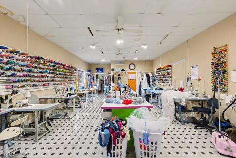 1205 South Mattis Avenue Champaign IL 61821
