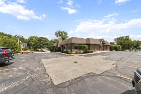 1557 Warren Avenue Downers Grove IL 60515