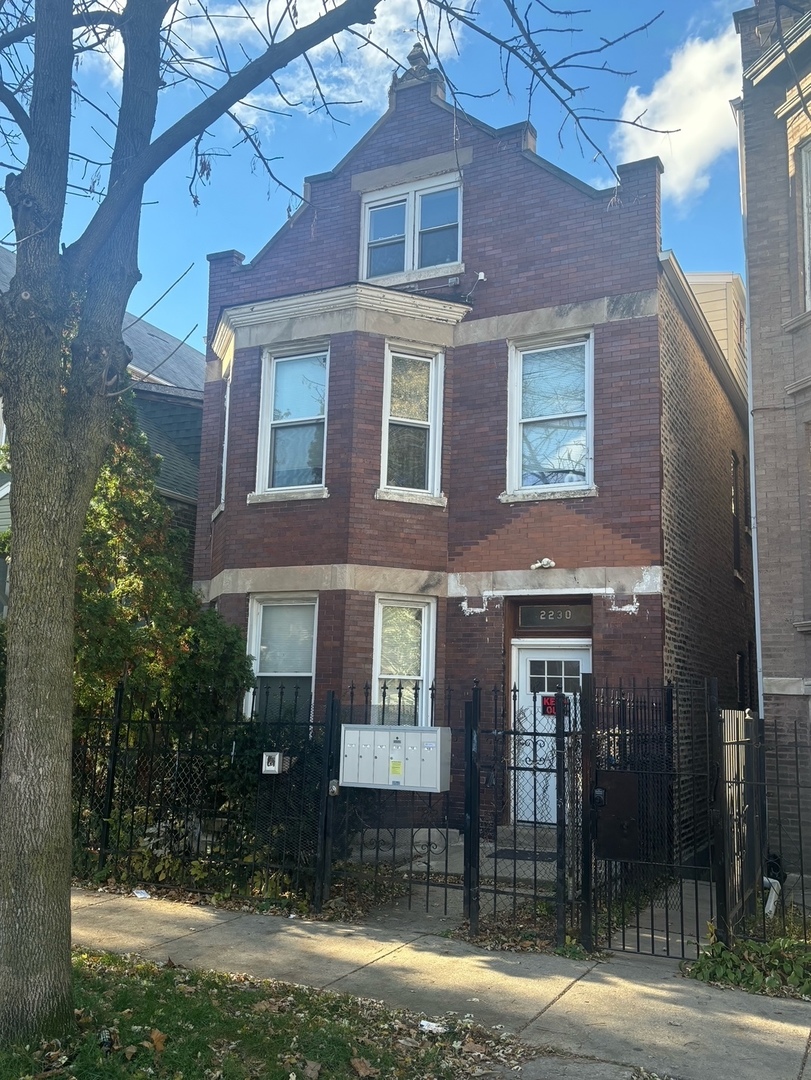 2230 South Sawyer Avenue Chicago IL 60623