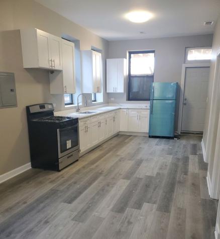 2230 South Sawyer Avenue Chicago IL 60623