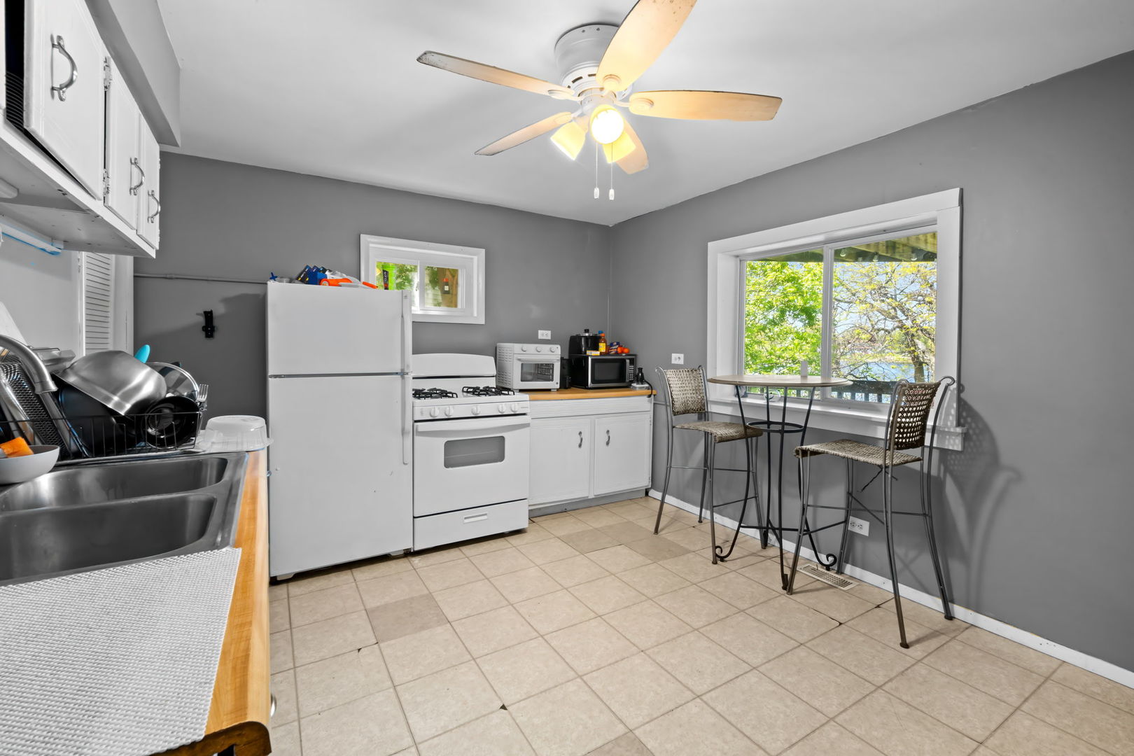 26198 West Spring Grove Road Antioch IL 60002