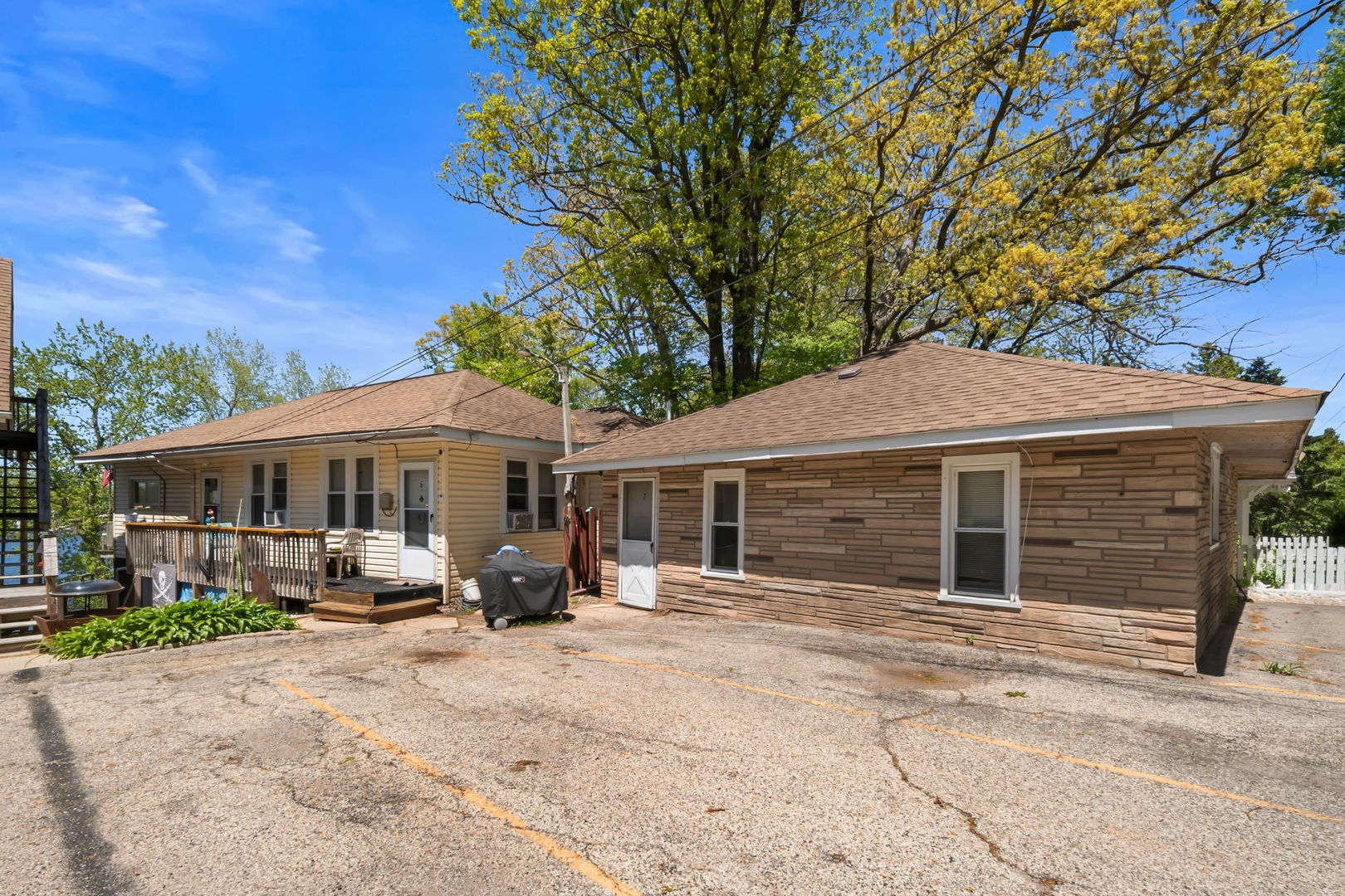 26198 West Spring Grove Road Antioch IL 60002