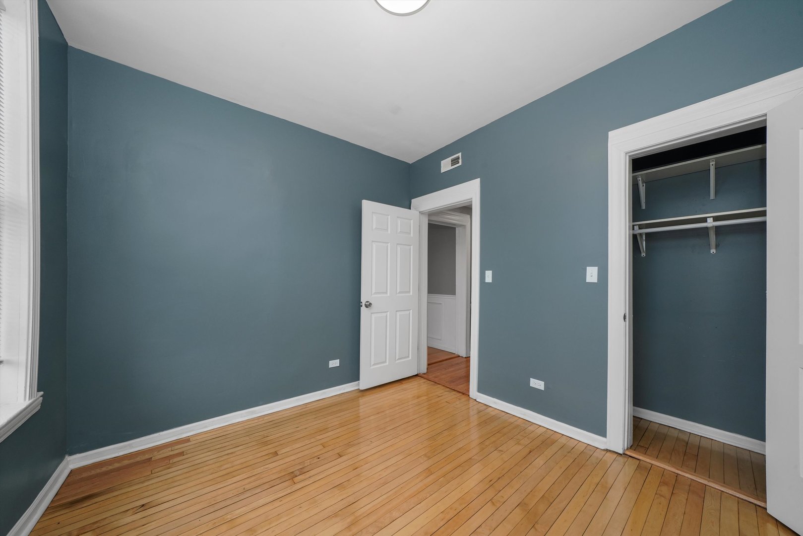 7152 South Emerald Avenue Chicago IL 60621