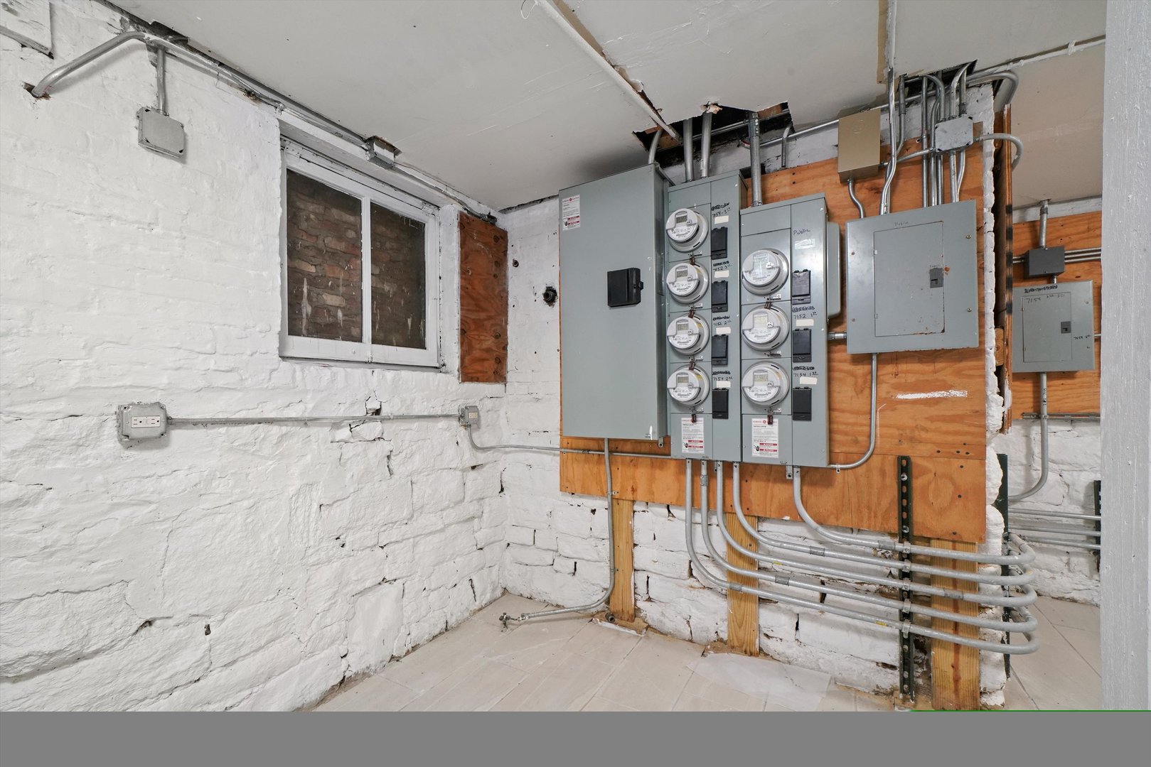 7152 South Emerald Avenue Chicago IL 60621