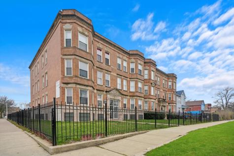 7152 South Emerald Avenue Chicago IL 60621