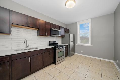 7152 South Emerald Avenue Chicago IL 60621
