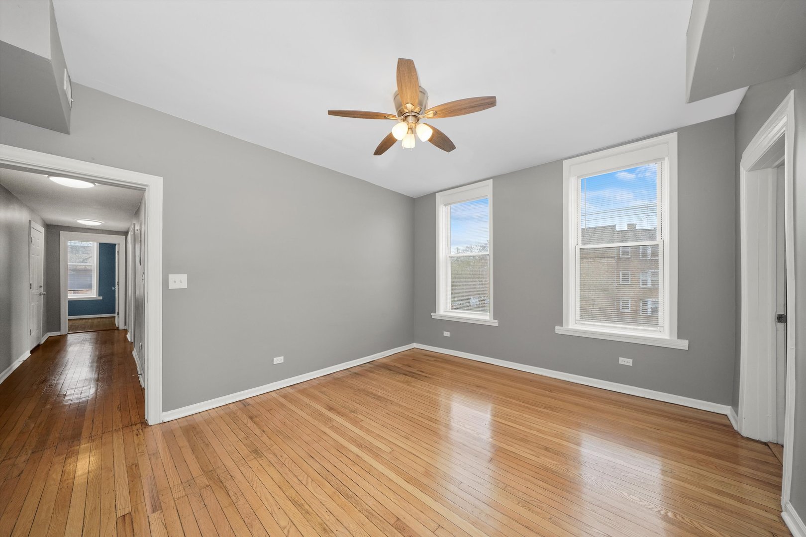 7152 South Emerald Avenue Chicago IL 60621