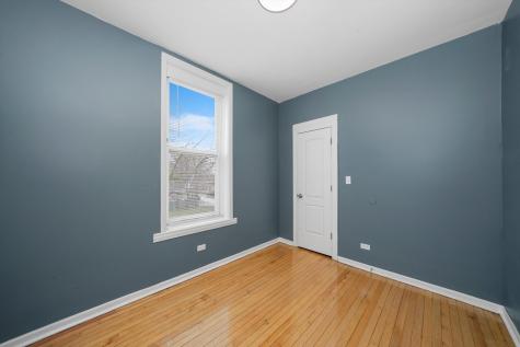 7152 South Emerald Avenue Chicago IL 60621