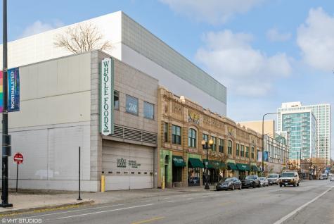3542 North Halsted Street Chicago IL 60657