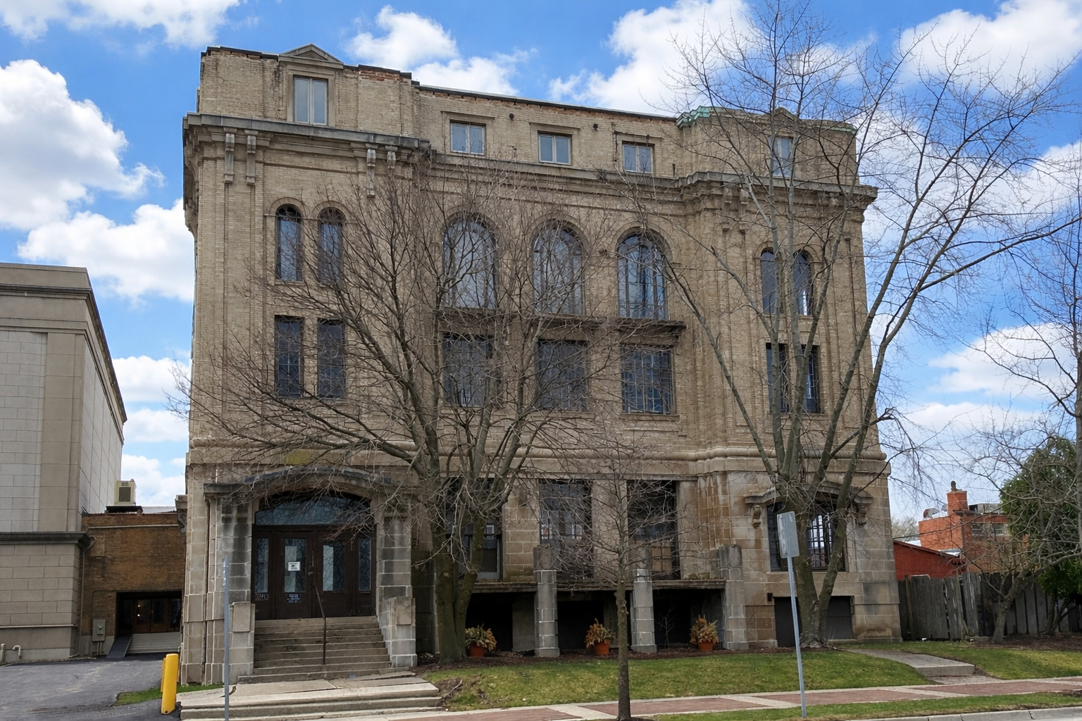 220 North Sheridan Road Waukegan IL 60085