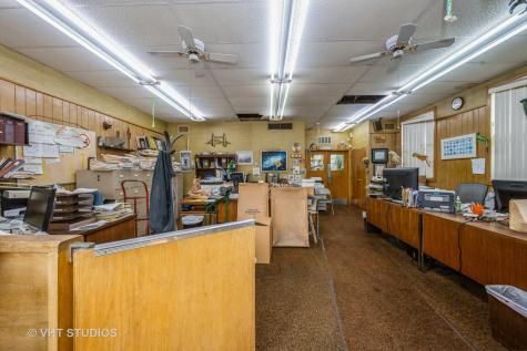 6712 North Crawford Avenue Lincolnwood IL 60712