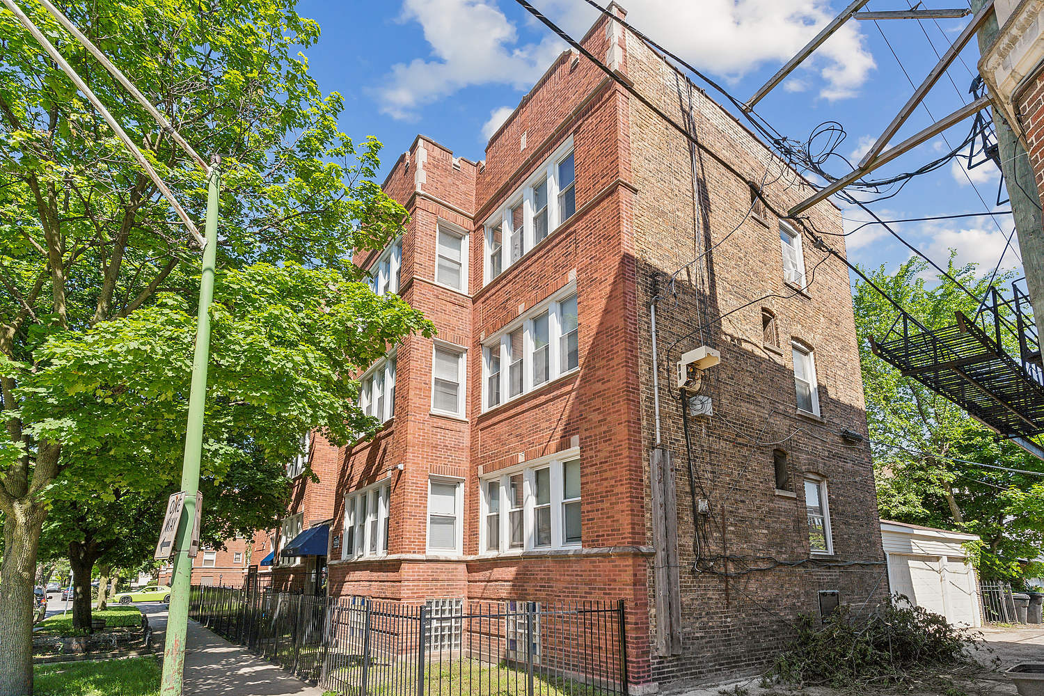 740 East 82nd Street Chicago IL 60619
