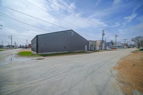 109 East Locust Street Polo IL 61064