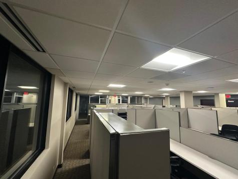 570 Oakwood Road Lake Zurich IL 60047