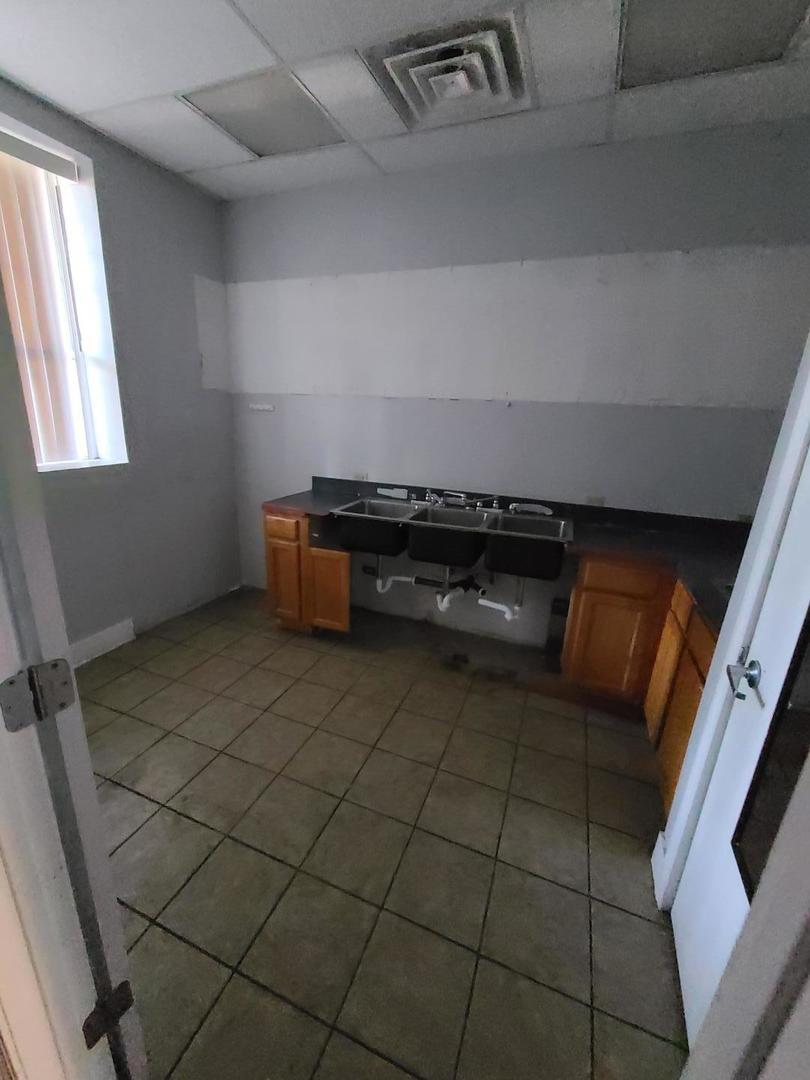 9208 South Cottage Grove Avenue Chicago IL 60619