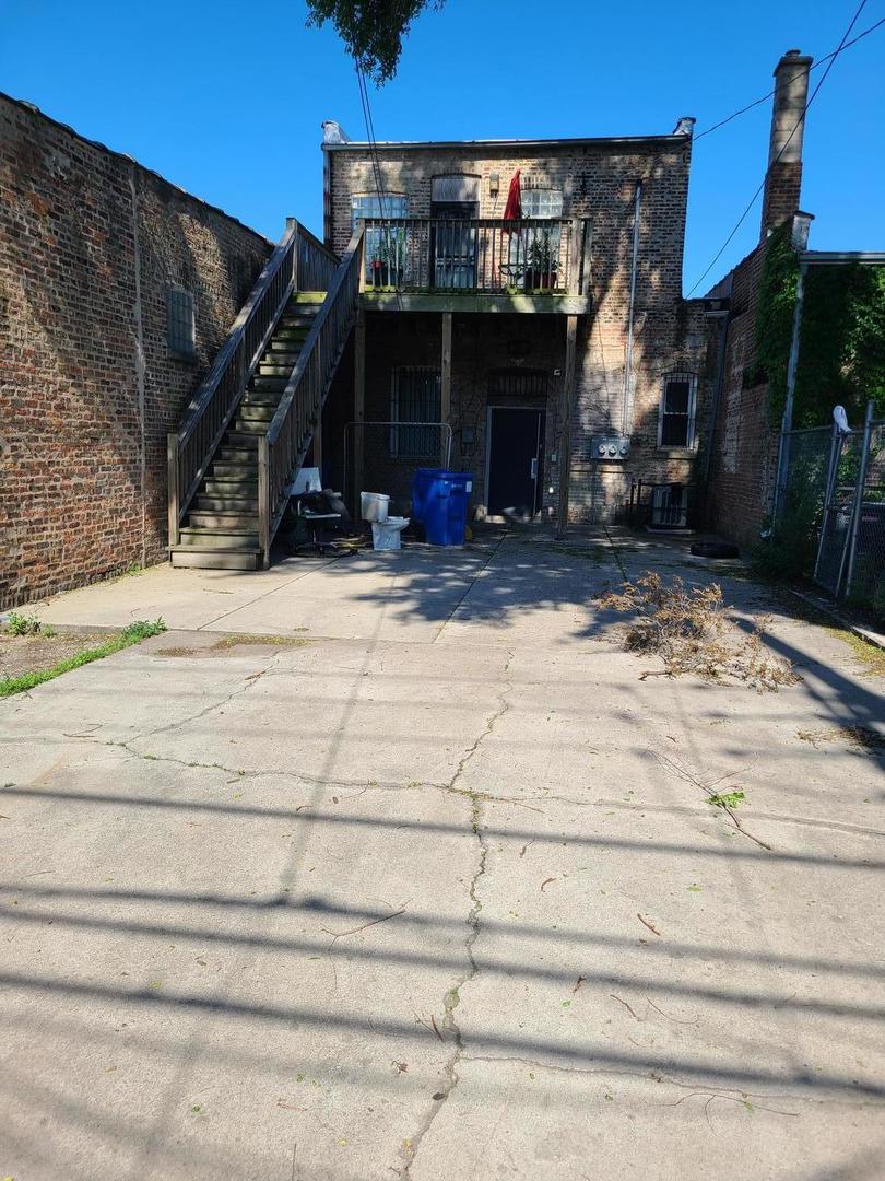9208 South Cottage Grove Avenue Chicago IL 60619