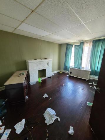 9208 South Cottage Grove Avenue Chicago IL 60619