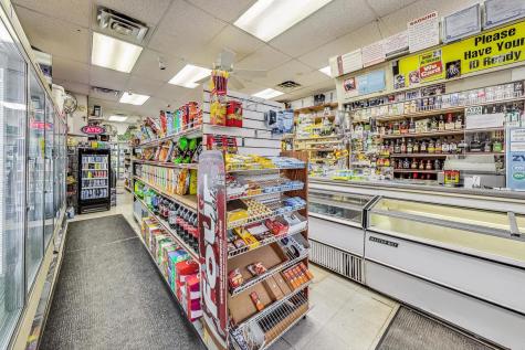 3814 North Clark Street Chicago IL 60613