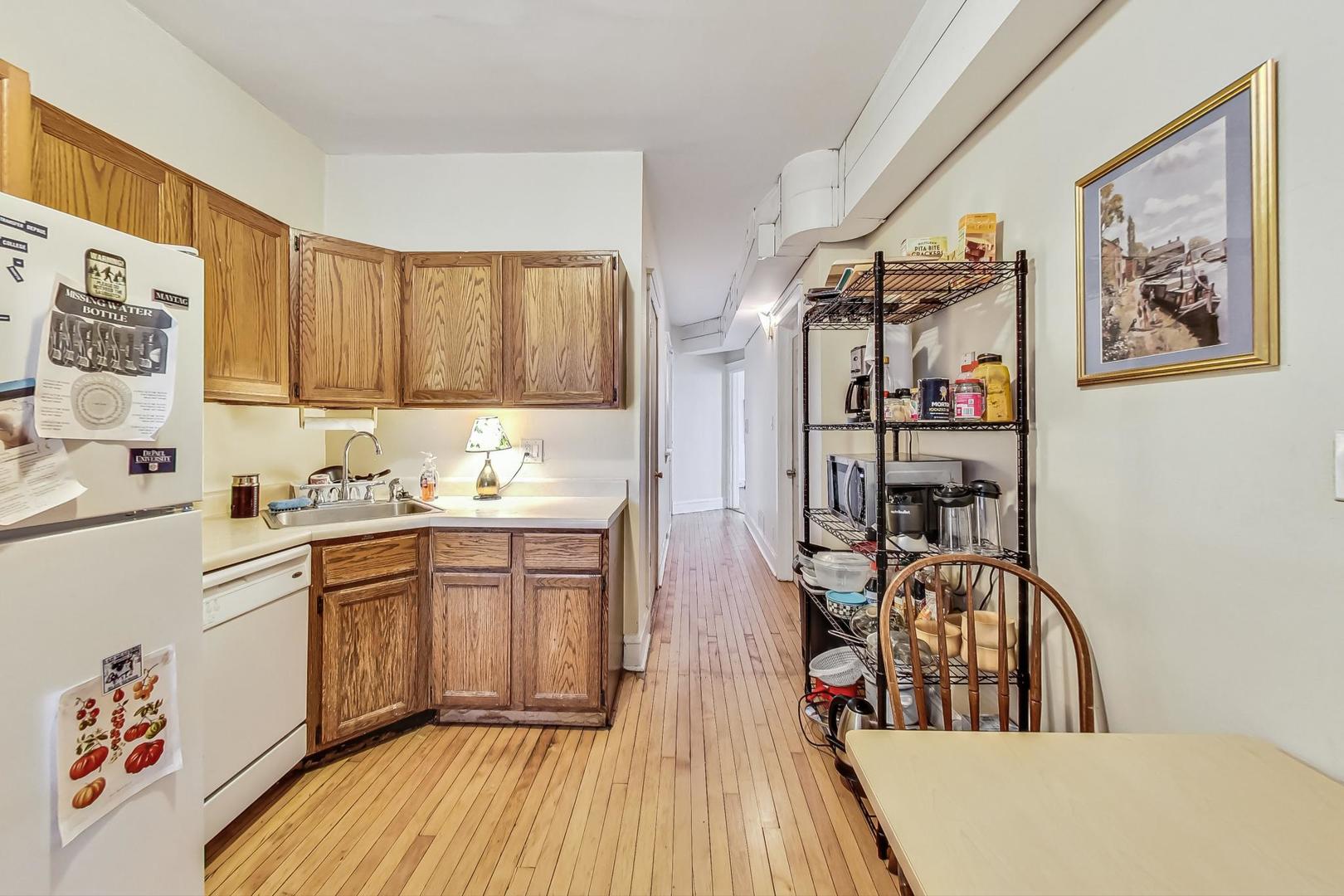 3814 North Clark Street Chicago IL 60613