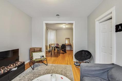 3814 North Clark Street Chicago IL 60613