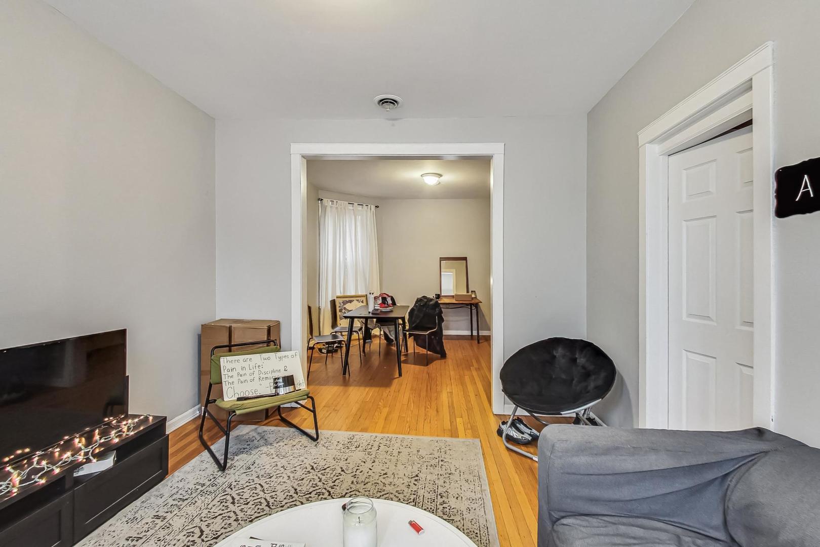 3814 North Clark Street Chicago IL 60613