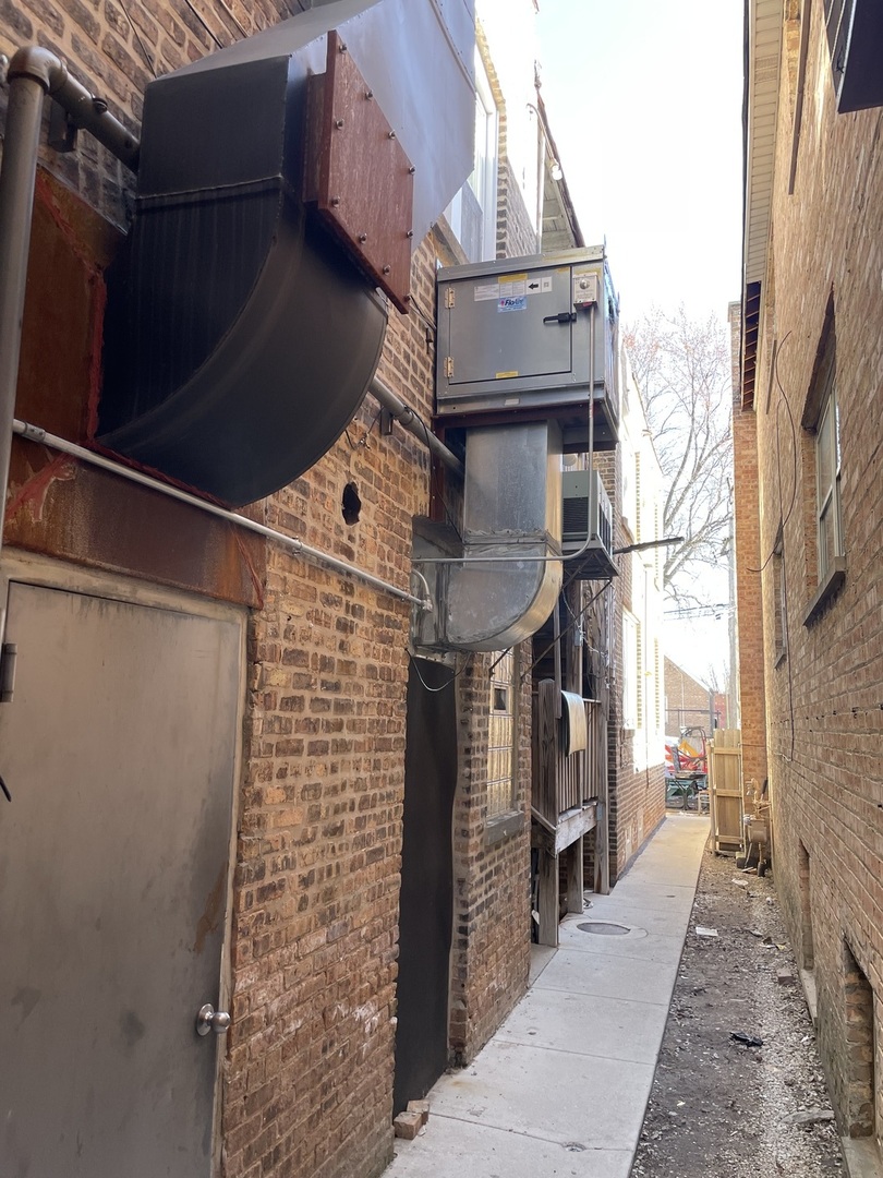 3643 West 55th Street Chicago IL 60632